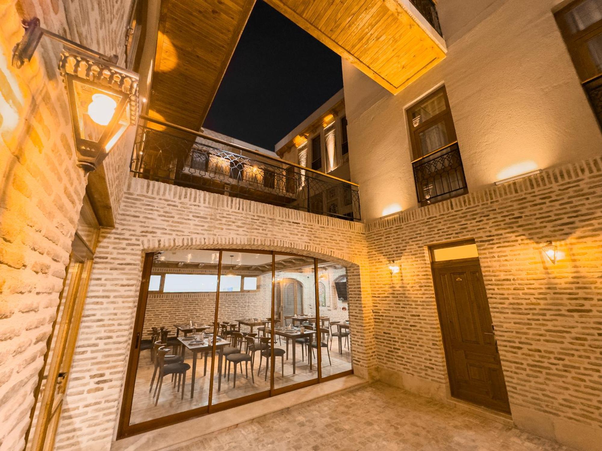 Duston Boutique XIX Century Rooms 부하라 외부 사진