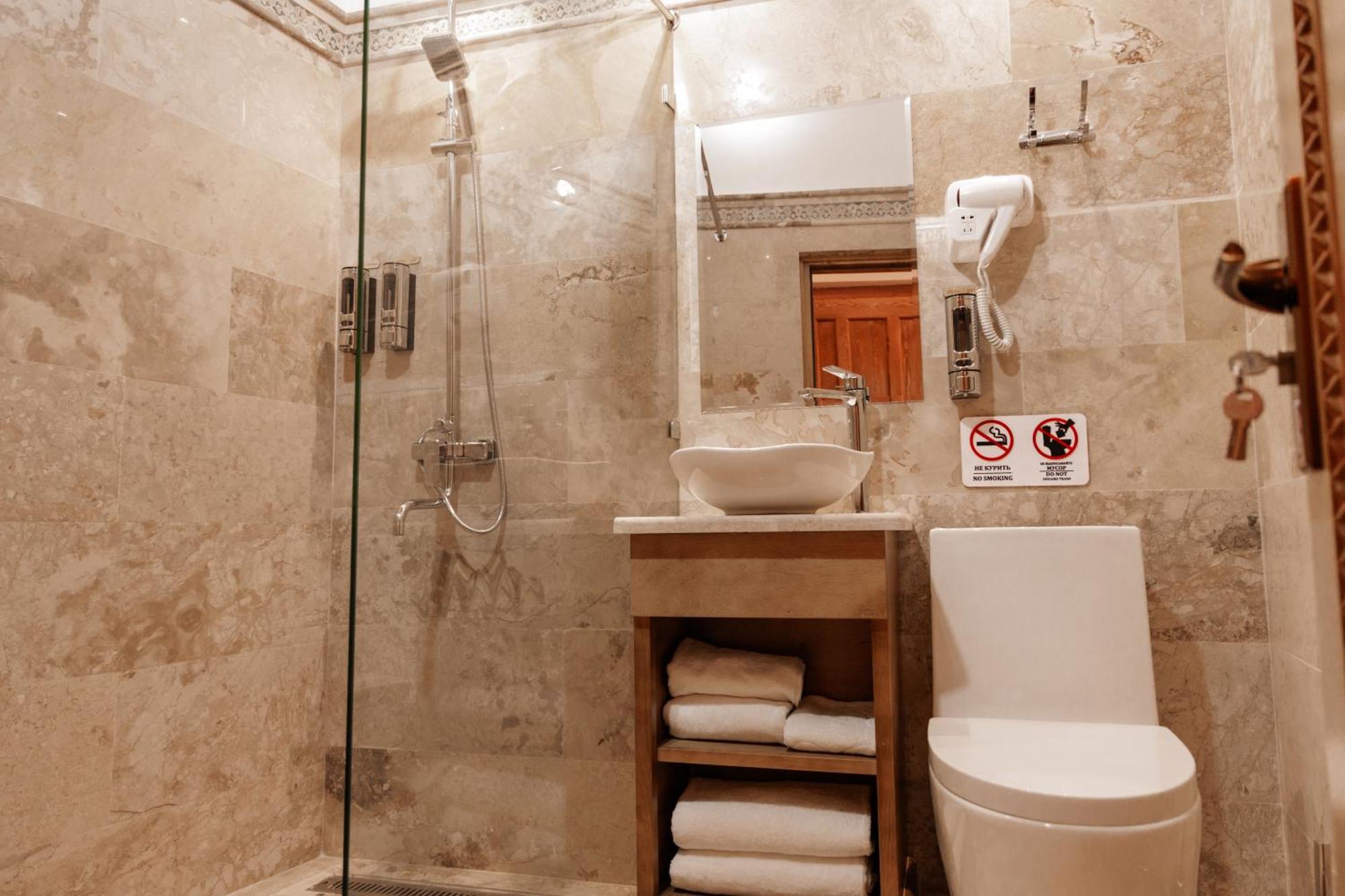 Duston Boutique XIX Century Rooms 부하라 외부 사진