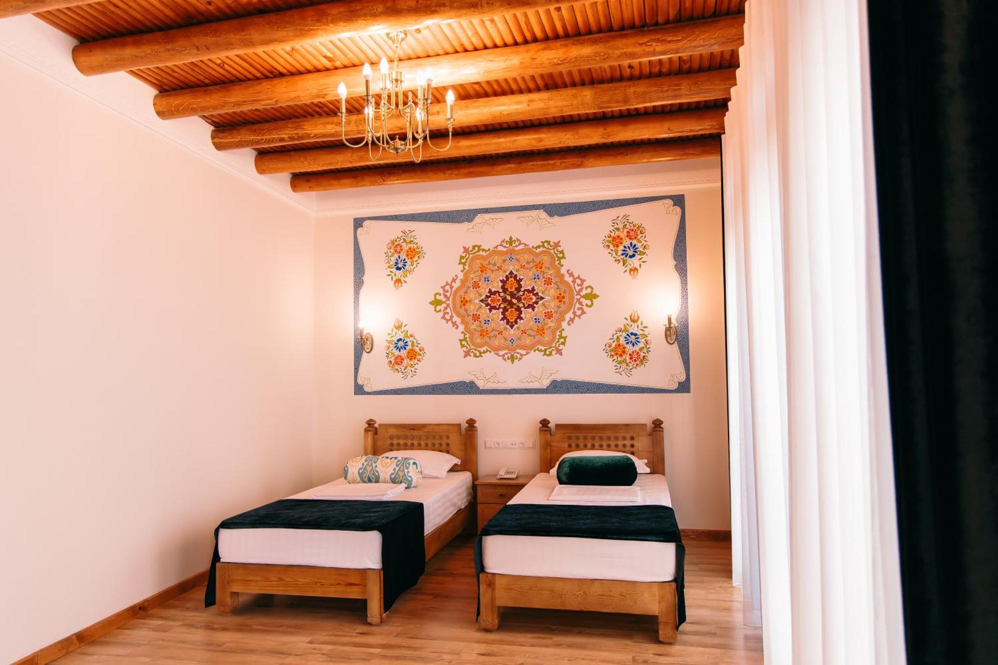 Duston Boutique XIX Century Rooms 부하라 외부 사진