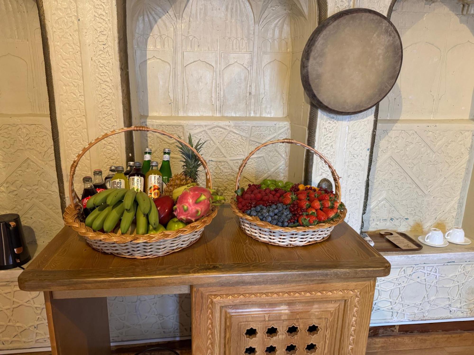 Duston Boutique XIX Century Rooms 부하라 외부 사진